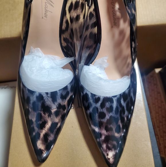 Heels - Picture 1 of 5